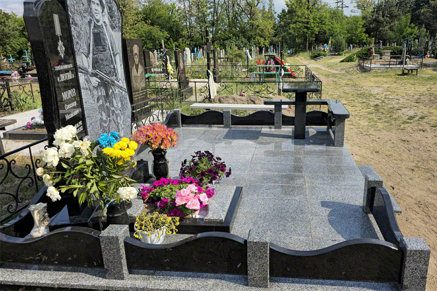 Памятники в Днепре